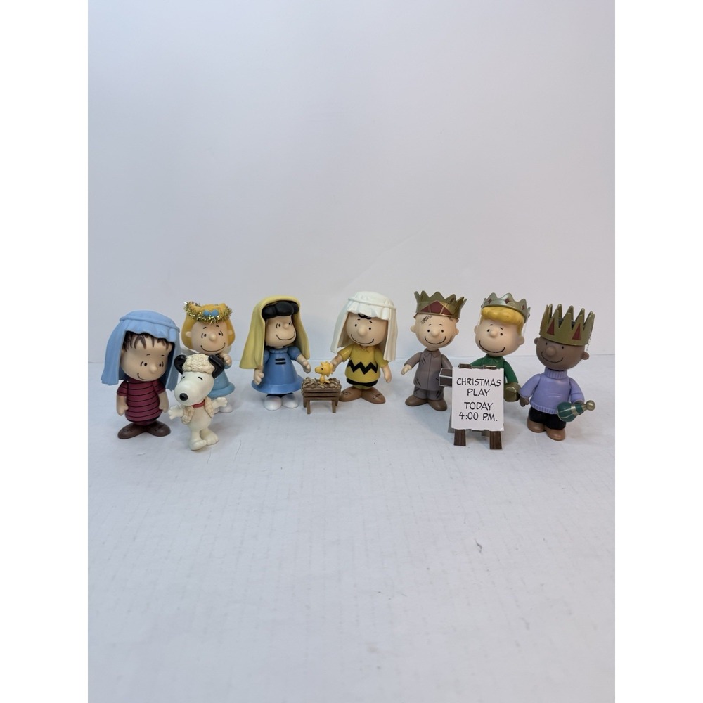 Peanuts 2007 Nativity‎ Set 9 Pc Christmas Figurines Charlie Brown & Snoopy 2.75"
